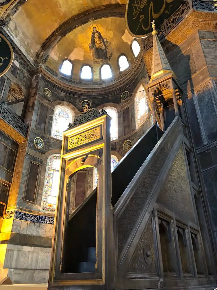 Hagia Sophia Interior 2 Touristanbul Review