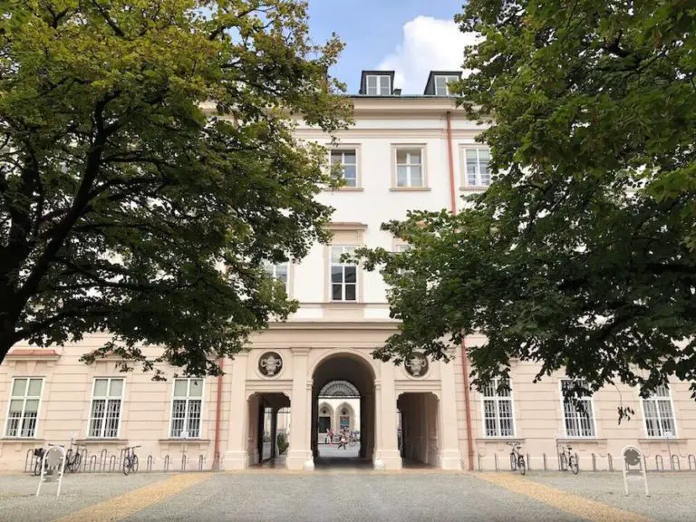 Mirabell Palace Vienna to Salzburg day trip