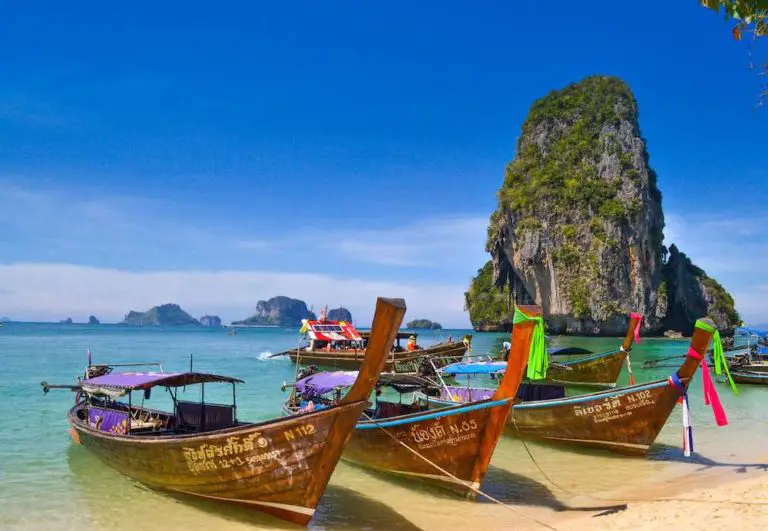 Island hopping Thailand things to do