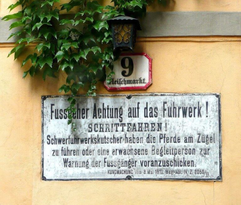 Vienna house sign