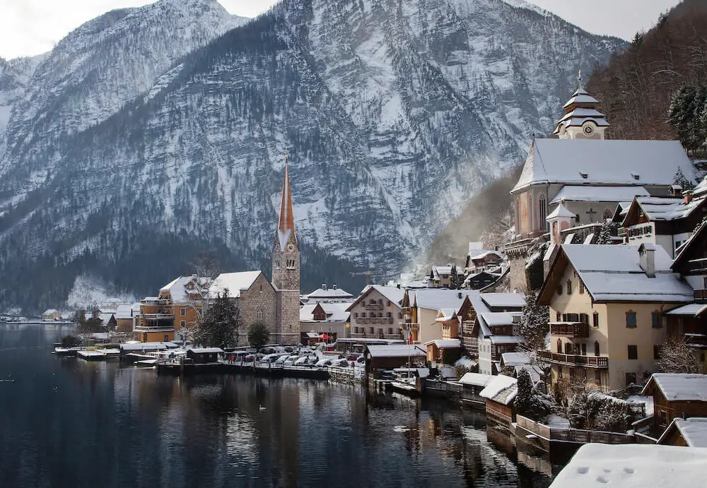 hallstatt-austria-in-winter